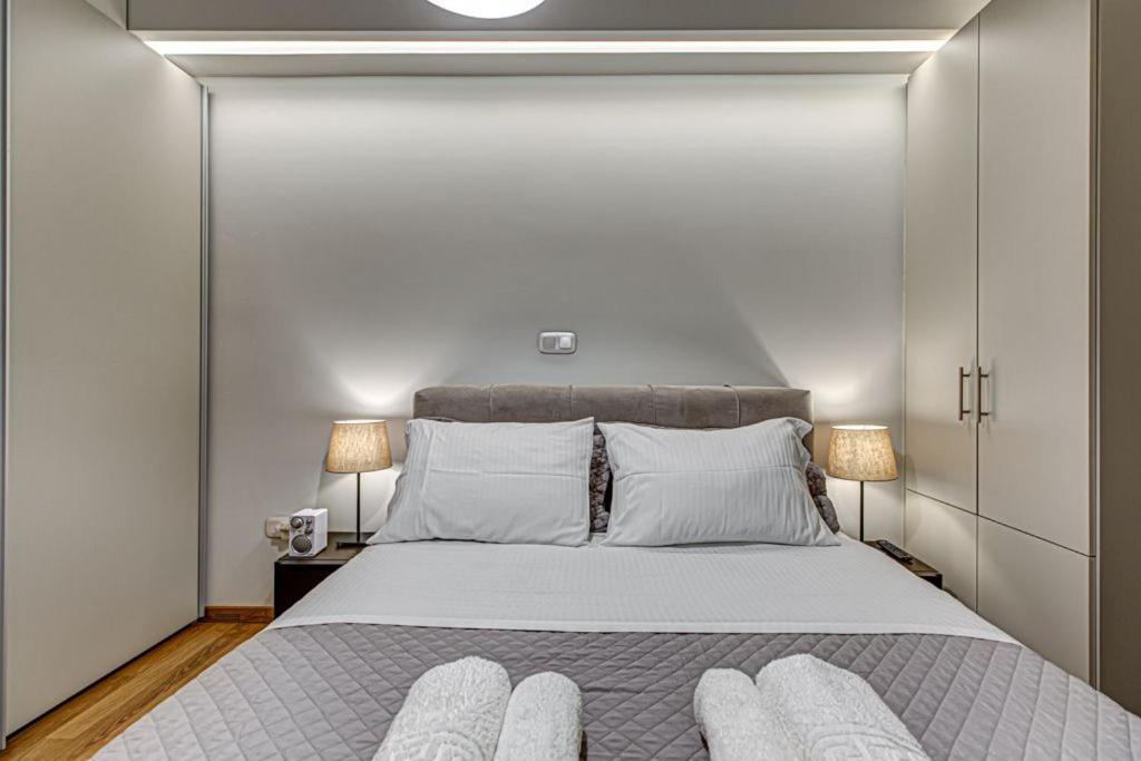 Deluxe & Modern Apartment In Athènes Extérieur photo