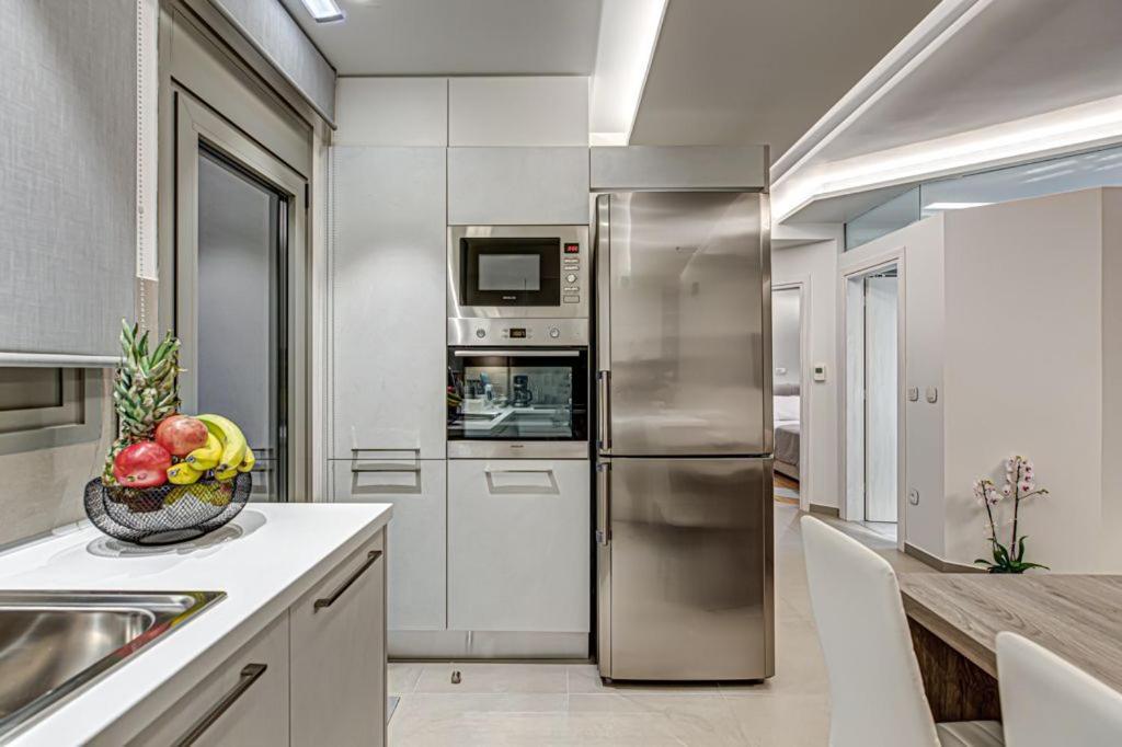 Deluxe & Modern Apartment In Athènes Extérieur photo
